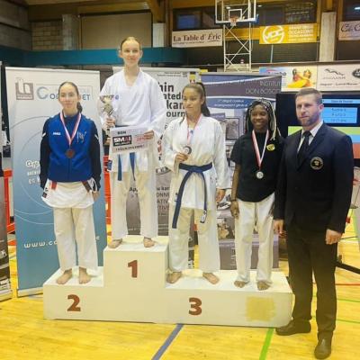 Podium lamfi